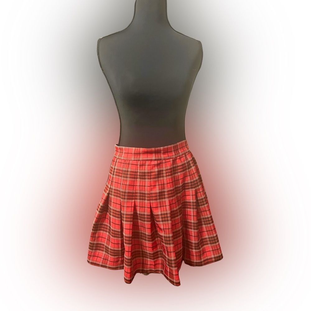 Love Tree Red Plaid Women's Skirt Pleated‎ Size med